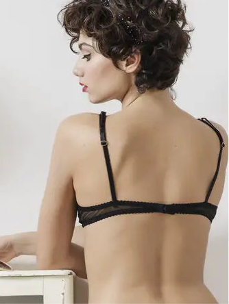 Soutien-gorge en maille transparente et style bondage – séduction audacieuse