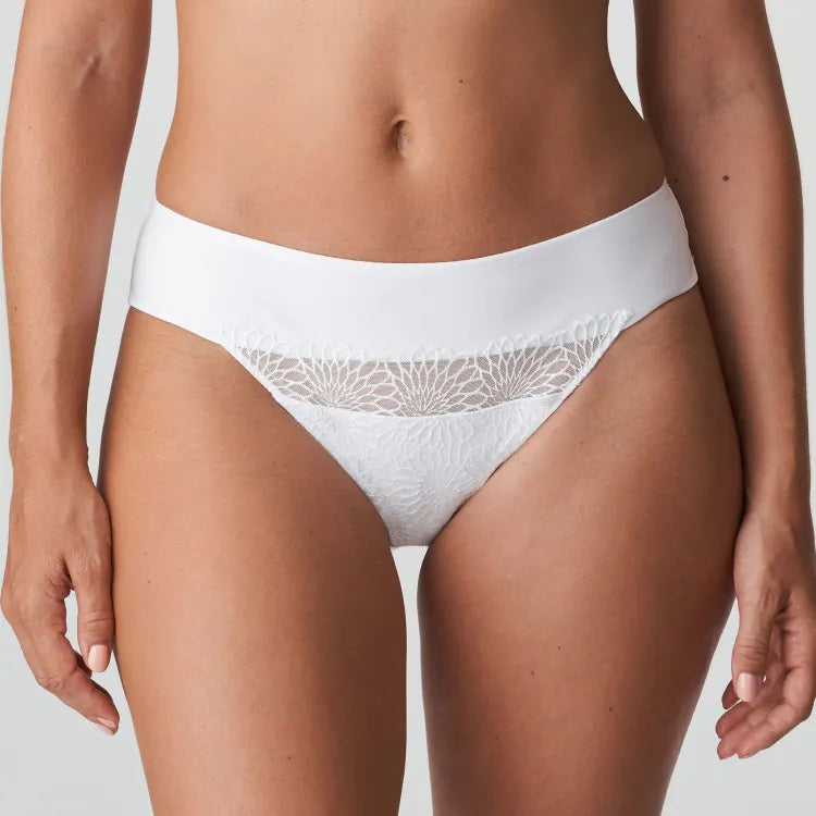 PrimaDonna String blanc en tulle brodé… Lingerie mariage élégante et sensuelle