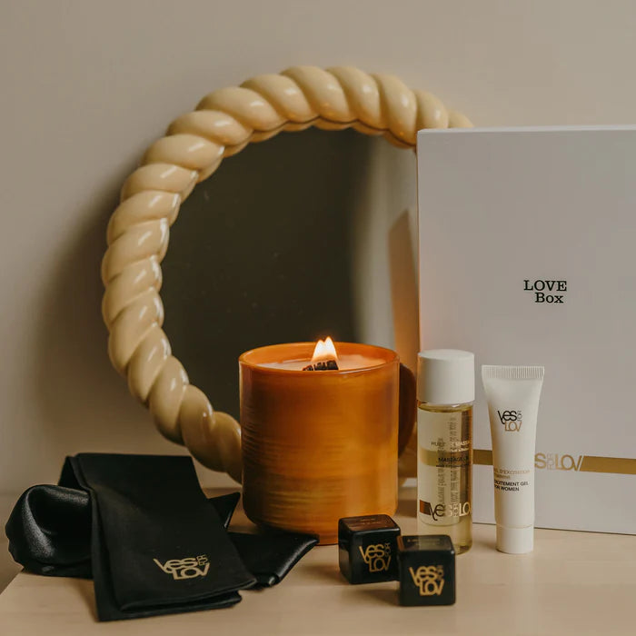 YesforLov Éveil des sens… Love Box, huiles et jeux coquins pour découvrir le plaisir