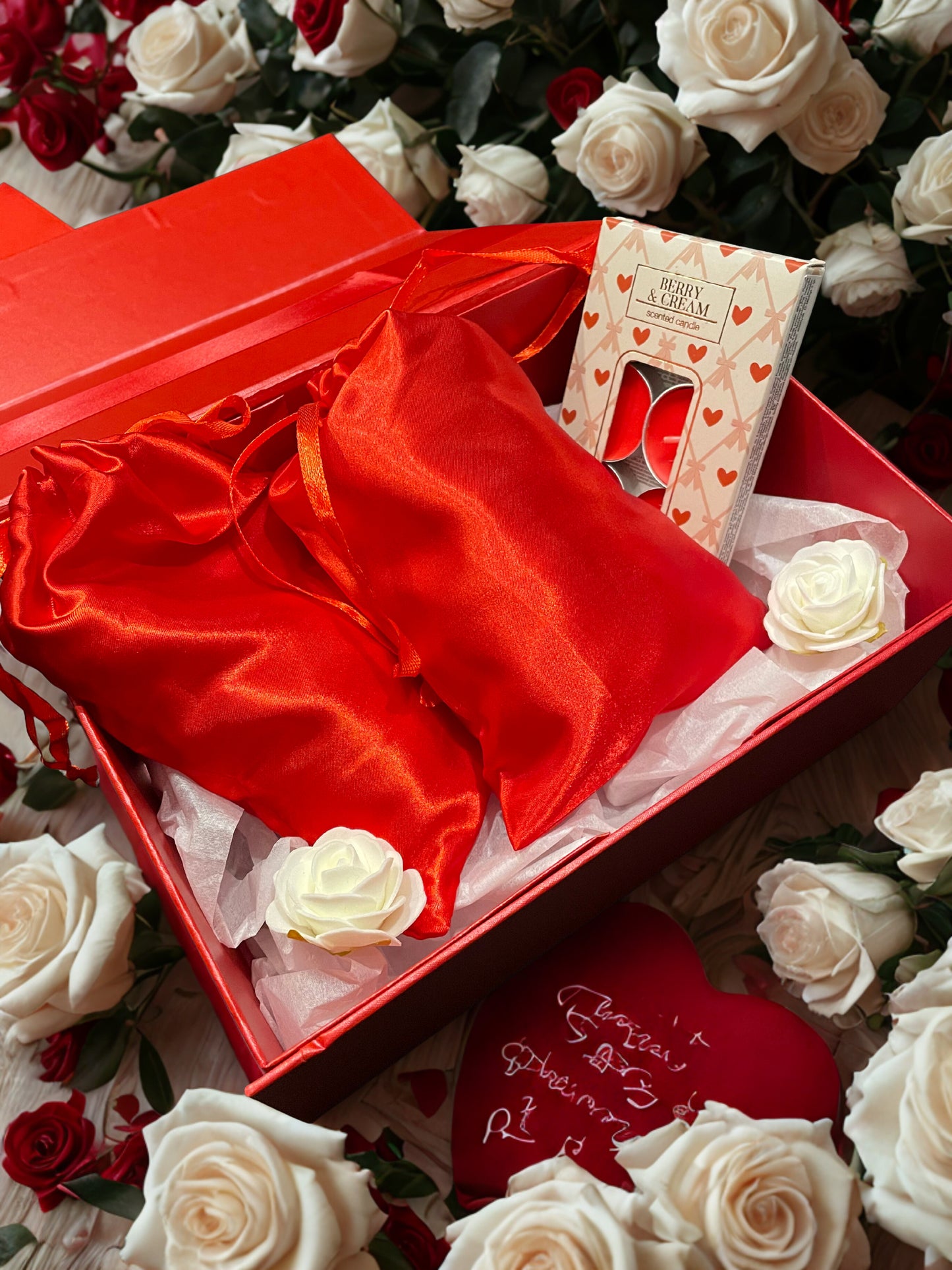 COFFRET CADEAU Rouge / SAC SATIN Rouge