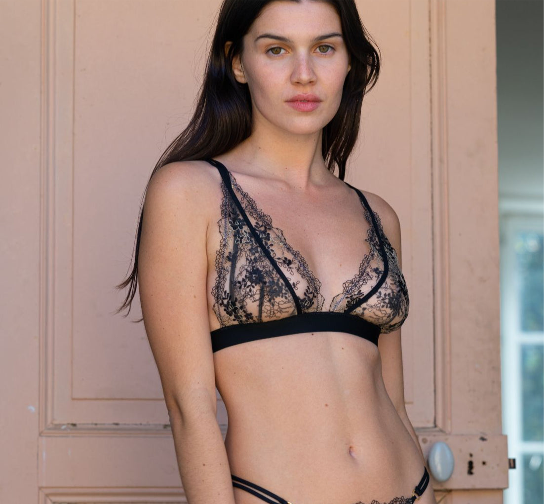Soutien-gorge triangle sans armatures en dentelle florale – Lingerie féminine Après-Minuit