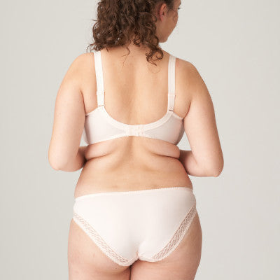 Soutien-Gorge Crystal Pink Emboîtant Montara Looks Rétros Légers Et Confortables Avec De La Dentelle N°136
