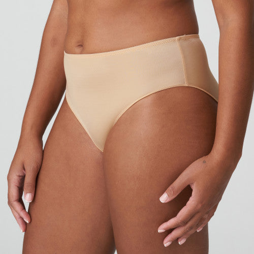 Slip Taille Haute Cognac Satin - Élégance et Confort Sculptant
-N°271